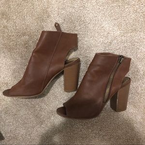 Madden Girl Open toe booties